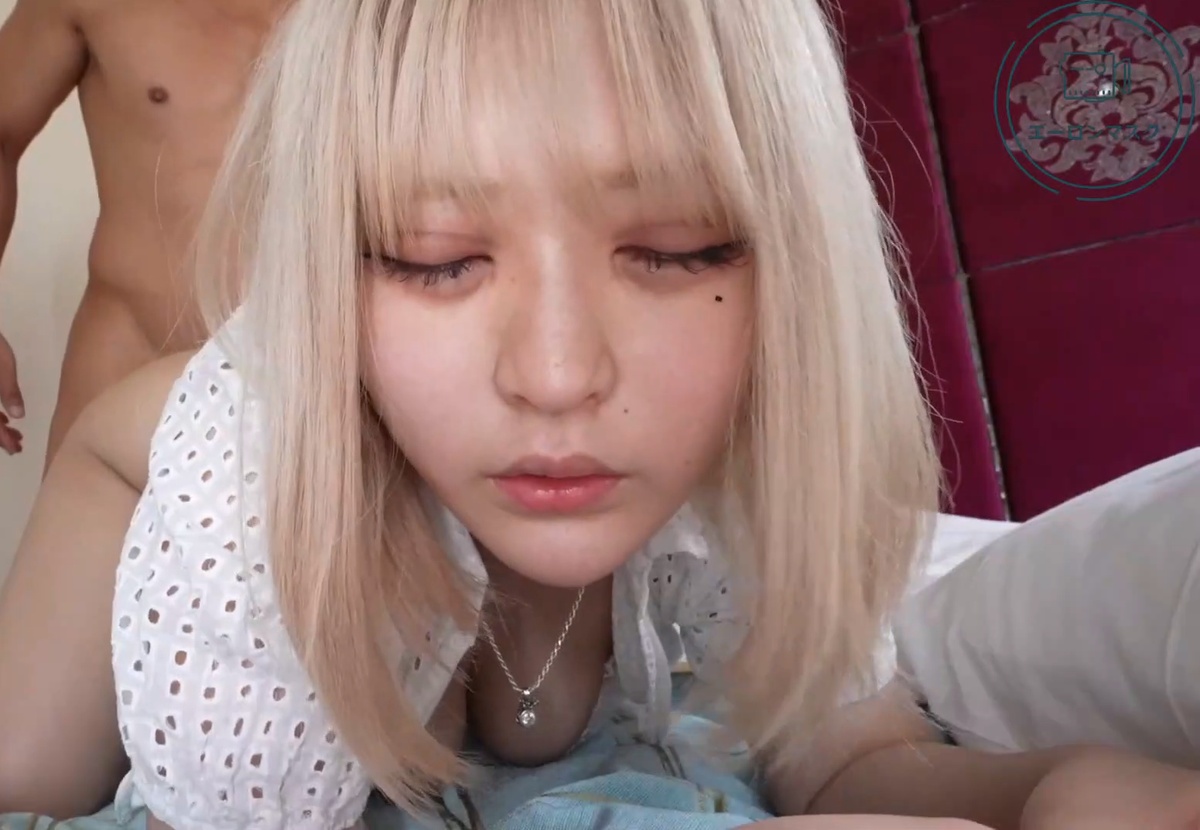 FC2-PPV-4805208_Một cô gái tóc vàng quyến rũ với vòng ngực cỡ H